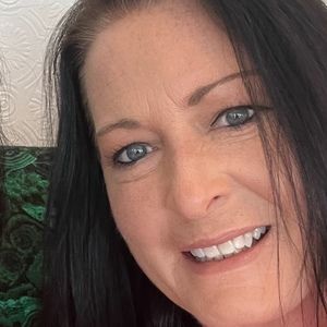 Meet your Posher, Caley